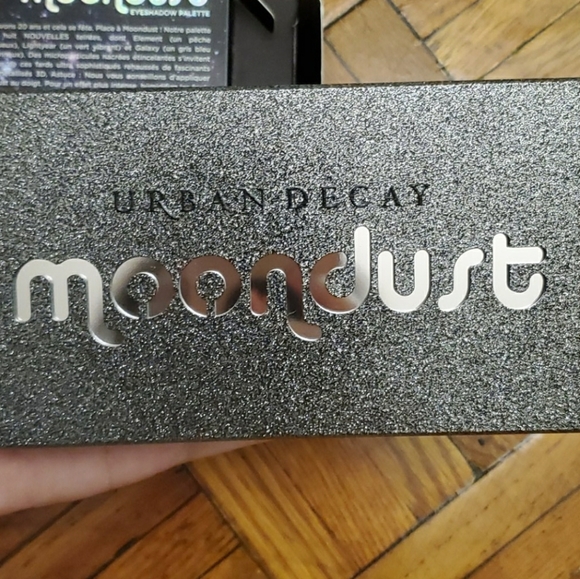 Urban Decay Moondust Eye Shadow Palette - Picture 4 of 8